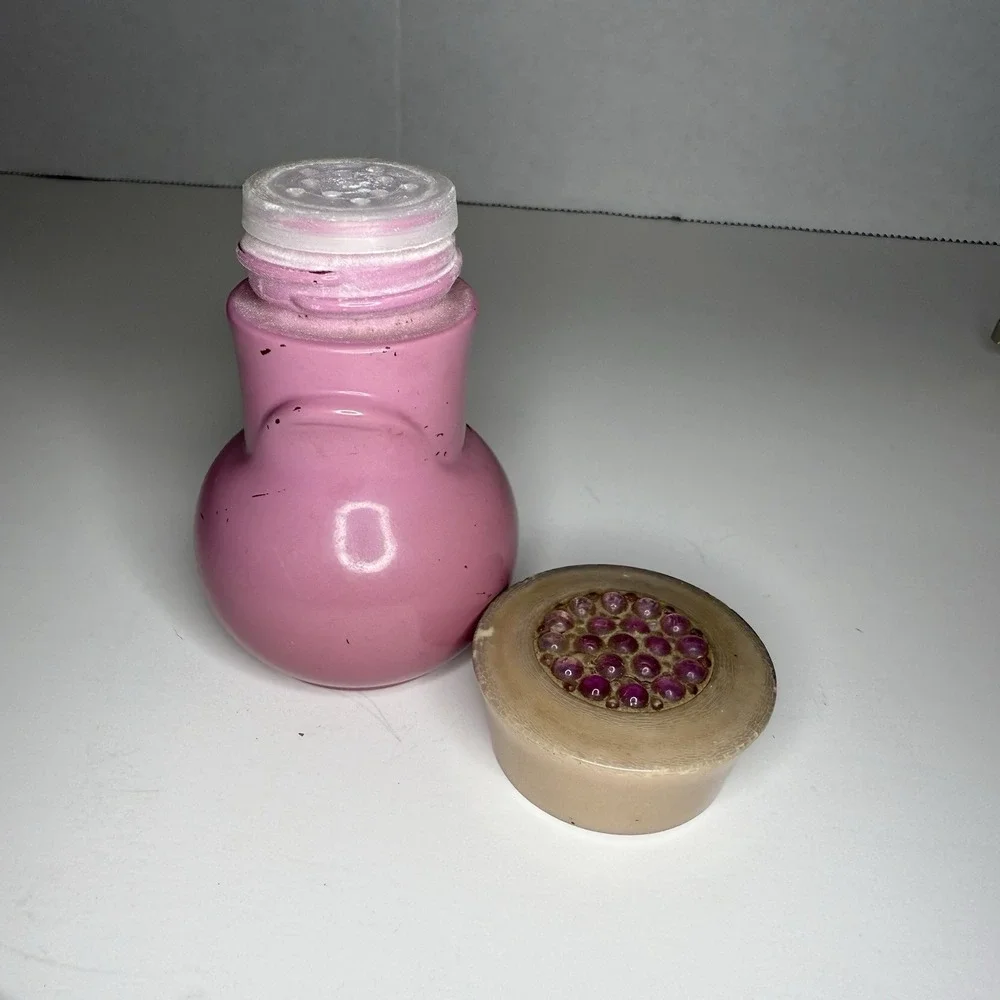 Vintage Avon SOMEWHERE Powder Sachet‎ 0.9 oz Bottle Powder In RARE pink jeweled